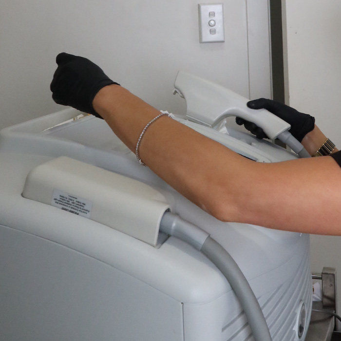 Dermal therapist prepping hydrafacial